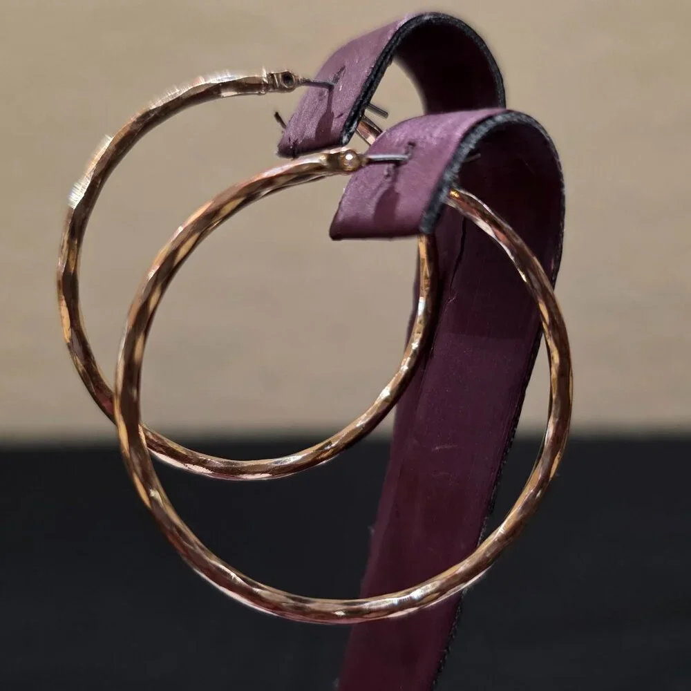 Rose Gold Pink Tone Twist Diamond Cut 1.5